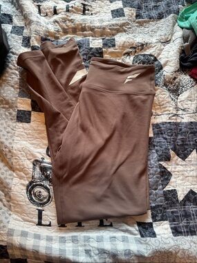 FNF Acsend Leggings in the color earth